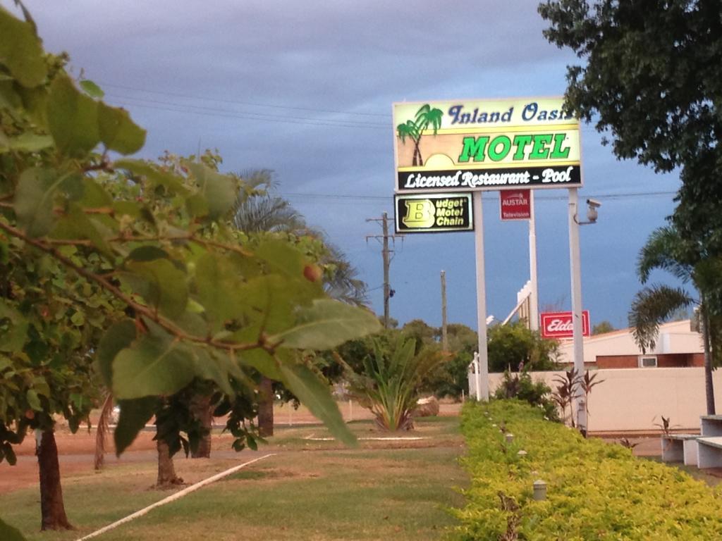 Inland Oasis Motel เมนท์อิซา ภายนอก รูปภาพ